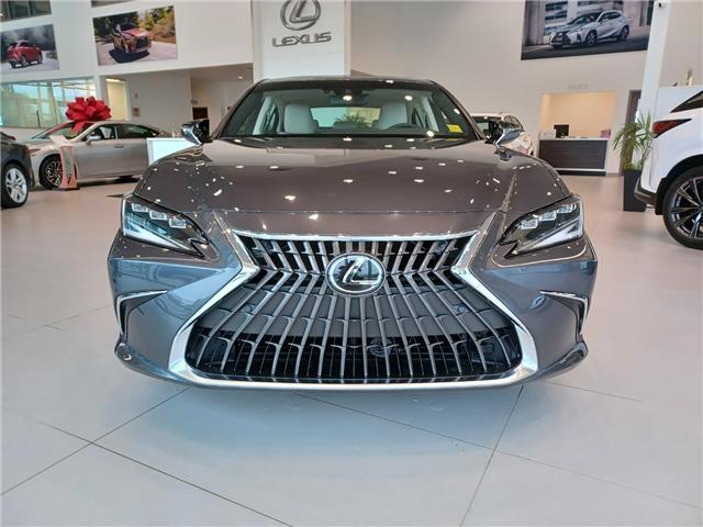 2025 Lexus ES 300h Base (Stk: 258014) in Regina - Image 2 of 22