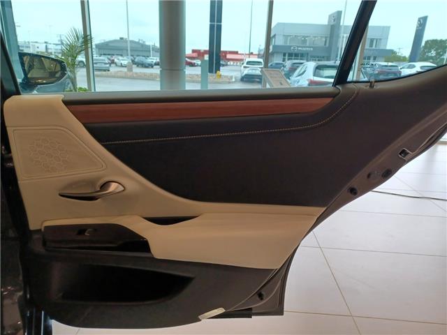 2025 Lexus ES 300h Base (Stk: 258014) in Regina - Image 19 of 22