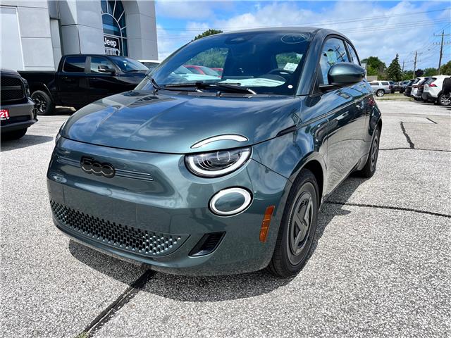 2025 Fiat 500e Base (Stk: 25-337) in Sarnia - Image 1 of 18