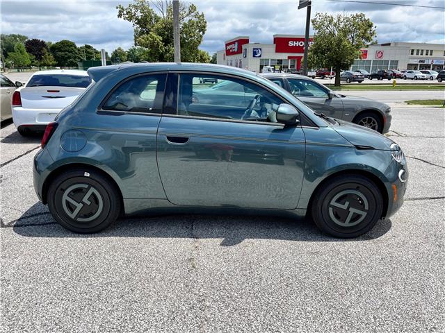 2025 Fiat 500e Base (Stk: 25-337) in Sarnia - Image 6 of 18