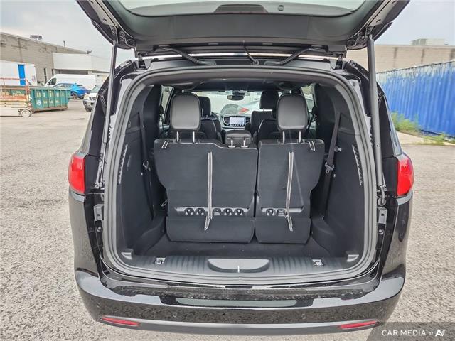 2025 Chrysler Grand Caravan SXT (Stk: 163108) in London - Image 12 of 25