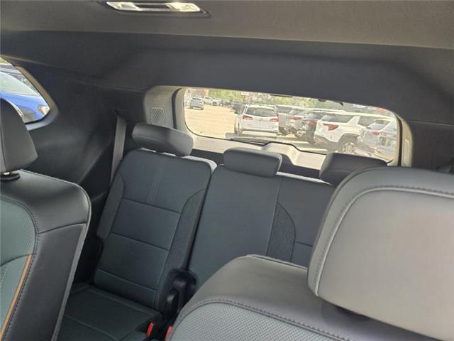 2025 GMC Acadia AT4 (Stk: T81243) in Cobourg - Image 11 of 13