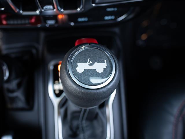 2025 Jeep Wrangler Rubicon (Stk: S612719) in Surrey - Image 18 of 24