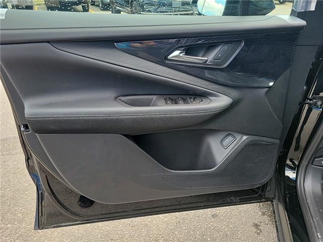 2025 Chevrolet Blazer EV LT (Stk: S181136) in Newmarket - Image 10 of 20