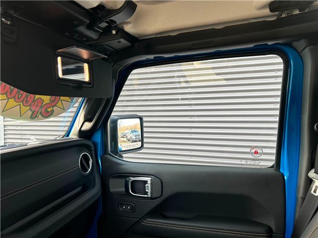 2024 Jeep Wrangler 4xe Sahara (Stk: P24700D) in London - Image 17 of 23