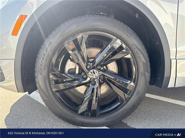 2024 Volkswagen Tiguan Comfortline R-Line Black Edition (Stk: 3V3228) in Kitchener - Image 16 of 22