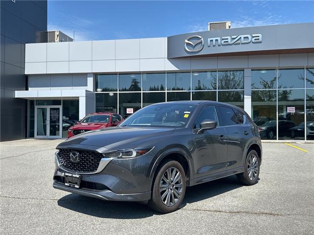 2023 Mazda CX-5 Signature (Stk: 691808J) in Surrey - Image 1 of 15