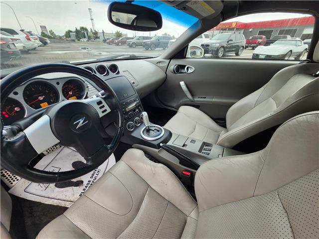 2004 Nissan 350Z Base (Stk: J24062-2) in Brandon - Image 8 of 16 2004 Nissan 350Z Base (Stk: J24062-2) in Brandon - Image 8 of 16
