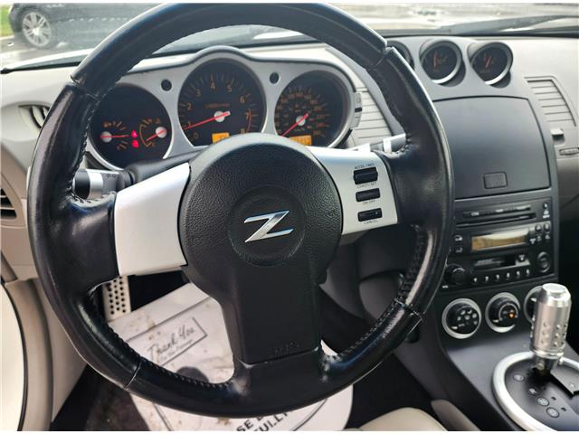2004 Nissan 350Z Base (Stk: J24062-2) in Brandon - Image 9 of 16 2004 Nissan 350Z Base (Stk: J24062-2) in Brandon - Image 9 of 16
