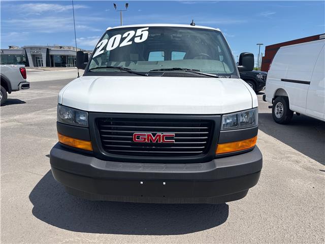2025 GMC Savana 3500 Work Van (Stk: 36808) in Gatineau - Image 2 of 7