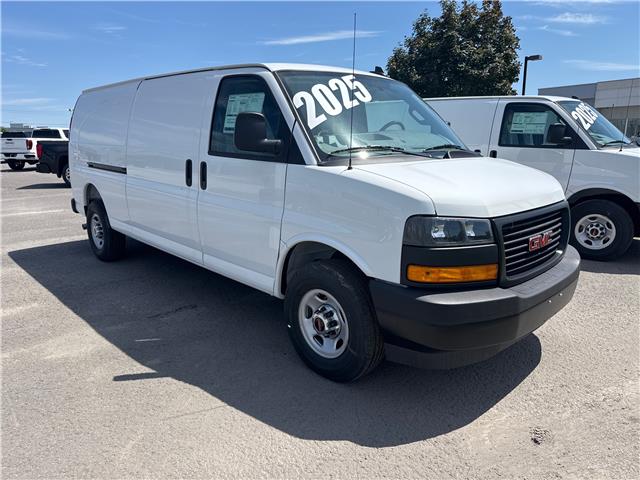 2025 GMC Savana 3500 Work Van (Stk: 36808) in Gatineau - Image 3 of 7