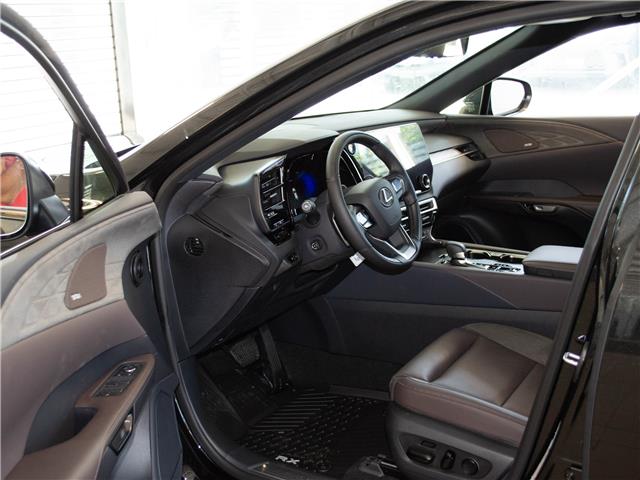 2025 Lexus RX 450h+ Base (Stk: 6820) in Kingston - Image 9 of 15