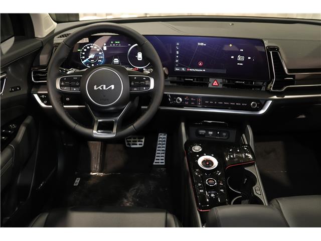2025 Kia Sportage Plug-In Hybrid SX w/Black Interior (Stk: 26355) in Edmonton - Image 15 of 35