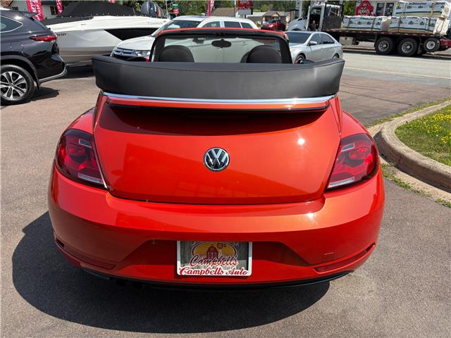 2017 Volkswagen Beetle 1.8 TSI Trendline (Stk: A-807734) in Moncton - Image 6 of 20