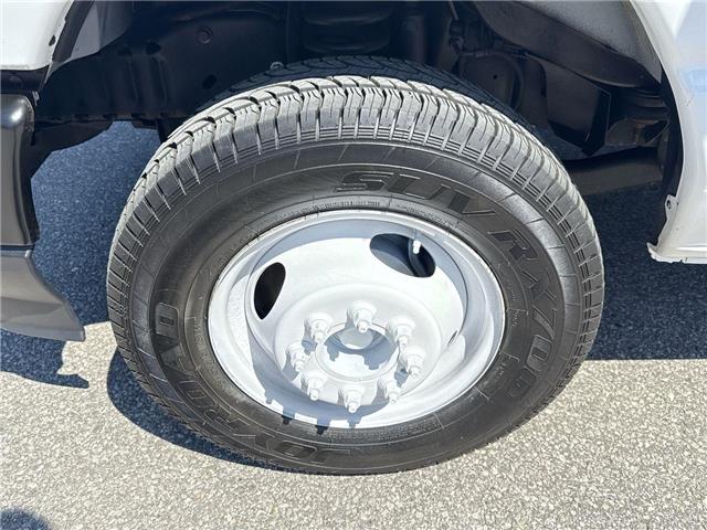 2023 Ford E-450 Cutaway Base (Stk: ATNP1208) in Vaughan - Image 10 of 34