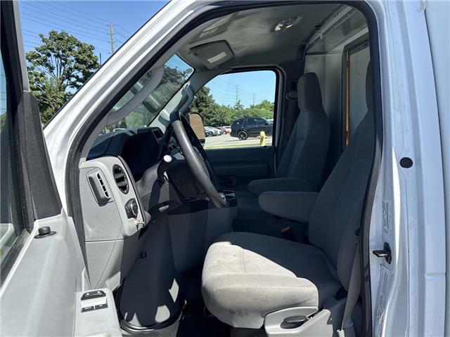 2023 Ford E-450 Cutaway Base (Stk: ATNP1208) in Vaughan - Image 11 of 34