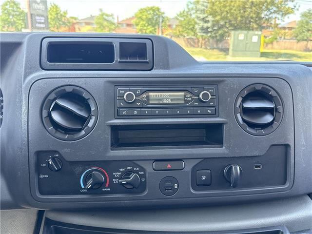 2023 Ford E-450 Cutaway Base (Stk: ATNP1208) in Vaughan - Image 16 of 34