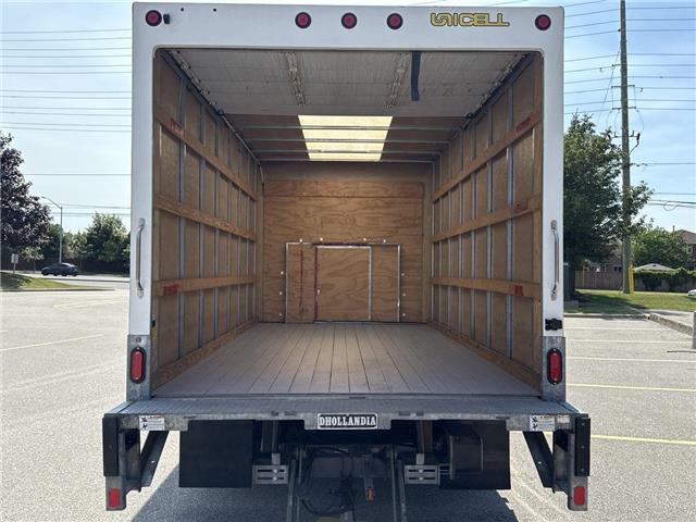 2023 Ford E-450 Cutaway Base (Stk: ATNP1208) in Vaughan - Image 21 of 34