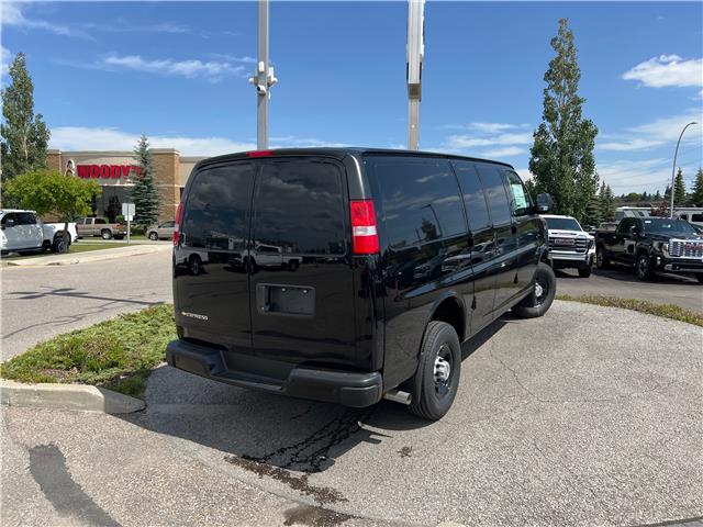 2025 Chevrolet Express 2500 Work Van (Stk: S1234560) in Calgary - Image 6 of 19