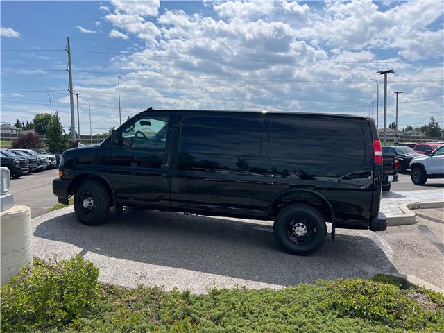 2025 Chevrolet Express 2500 Work Van (Stk: S1234560) in Calgary - Image 3 of 19