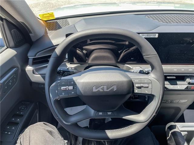 2026 Kia EV9 Land w/Premium Package (Stk: 26-039) in North Bay - Image 7 of 16