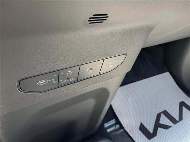 2026 Kia EV9 Land w/Premium Package (Stk: 26-039) in North Bay - Image 12 of 16
