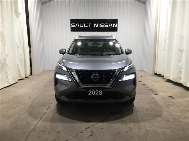 2023 Nissan Rogue SV Moonroof (Stk: N25292A) in Sault Ste. Marie - Image 3 of 4