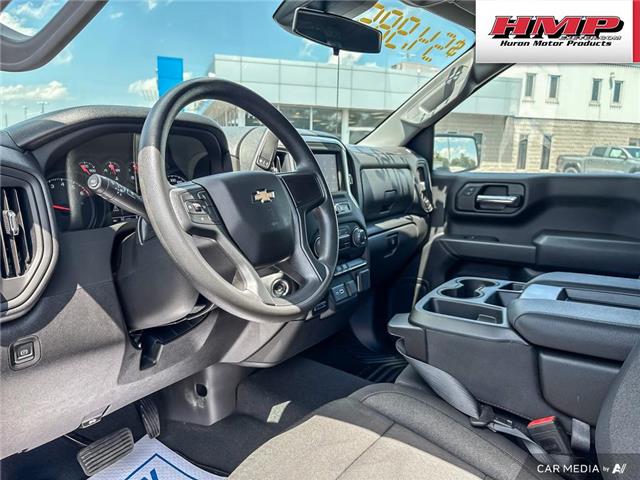2025 Chevrolet Silverado 1500 Custom (Stk: 104641) in Exeter - Image 11 of 25
