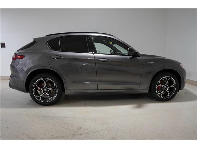 2022 Alfa Romeo Stelvio ti (Stk: AR0642A) in Calgary - Image 4 of 34 2022 Alfa Romeo Stelvio ti (Stk: AR0642A) in Calgary - Image 4 of 34