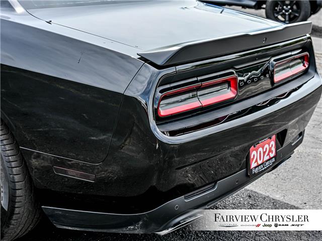 2023 Dodge Challenger R/T (Stk: U21195) in Burlington - Image 10 of 32