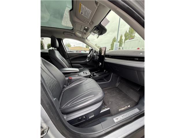2021 Ford Mustang Mach-E Premium (Stk: OP25250) in Vancouver - Image 14 of 16