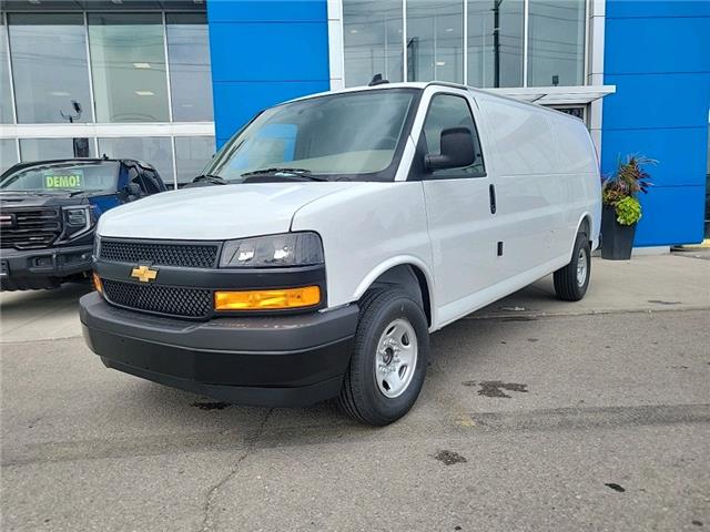 2025 Chevrolet Express 2500 Work Van (Stk: 1252940) in Newmarket - Image 1 of 20