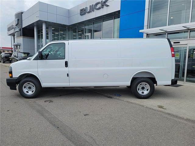 2025 Chevrolet Express 2500 Work Van (Stk: 1252940) in Newmarket - Image 8 of 20