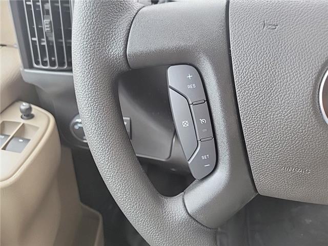 2025 Chevrolet Express 2500 Work Van (Stk: 1252940) in Newmarket - Image 15 of 20