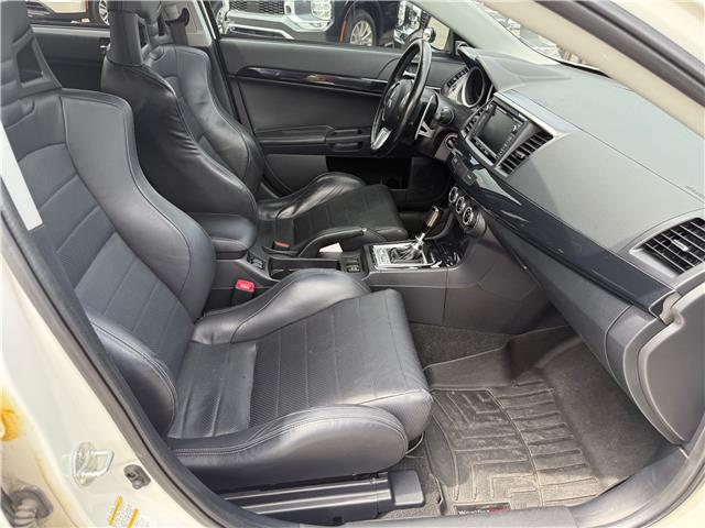 2014 Mitsubishi Lancer Evolution MR (Stk: U3313) in Cambridge - Image 11 of 29