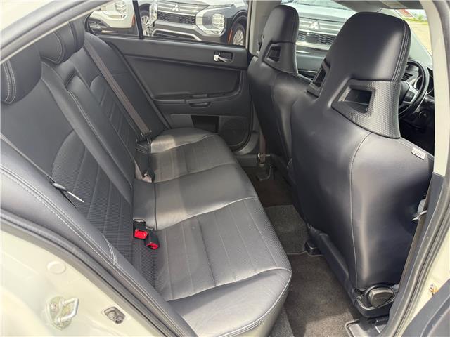2014 Mitsubishi Lancer Evolution MR (Stk: U3313) in Cambridge - Image 12 of 29