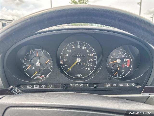 1989 Mercedes-Benz 560SL  (Stk: 2562435C) in London - Image 15 of 21