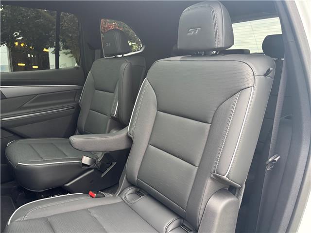 2025 Buick Enclave Sport Touring (Stk: 25125) in Green Valley - Image 14 of 25