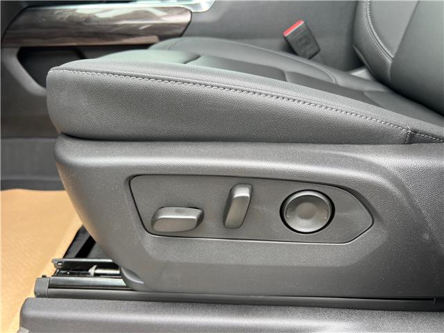 2025 Chevrolet Silverado 3500HD LTZ (Stk: 25SL37155) in Pincher Creek - Image 23 of 43