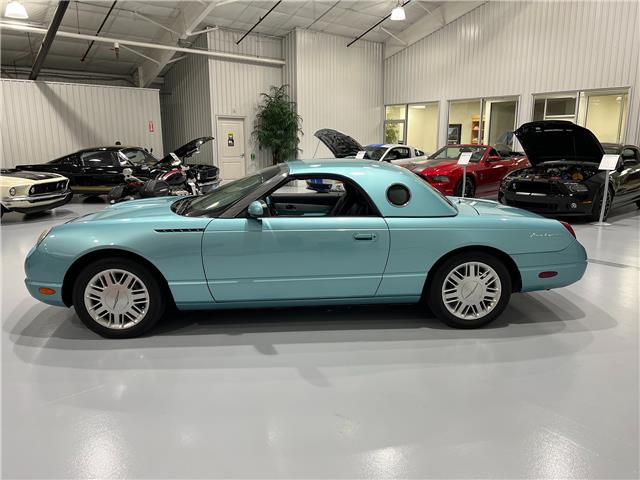 2002 Ford Thunderbird Standard in Watford - Image 7 of 41