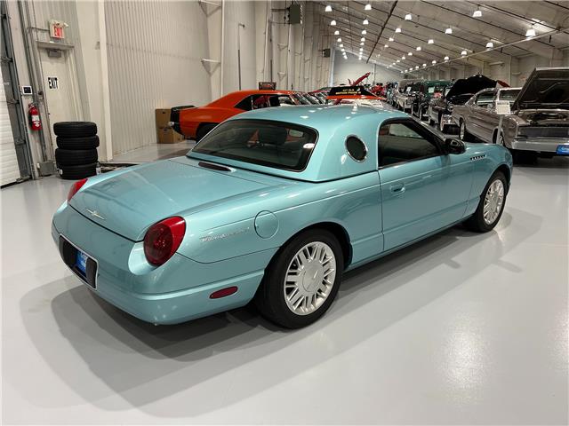 2002 Ford Thunderbird Standard in Watford - Image 13 of 41