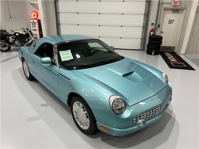 2002 Ford Thunderbird Standard in Watford - Image 16 of 41