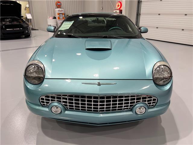 2002 Ford Thunderbird Standard in Watford - Image 4 of 41