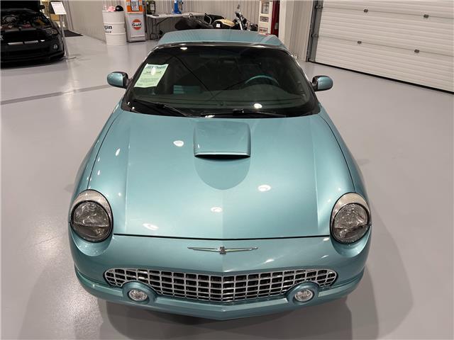 2002 Ford Thunderbird Standard in Watford - Image 5 of 41