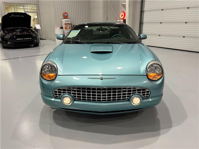 2002 Ford Thunderbird Standard in Watford - Image 6 of 41