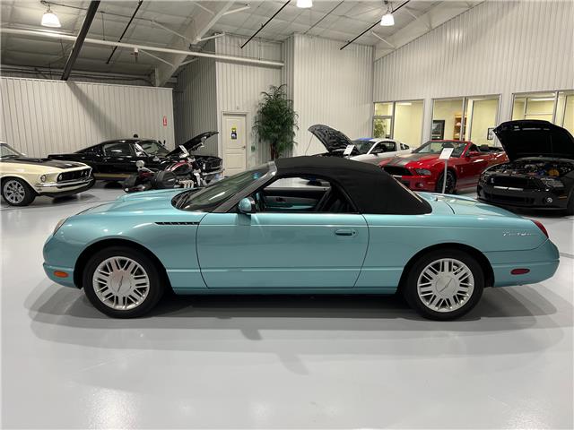 2002 Ford Thunderbird Standard in Watford - Image 8 of 41