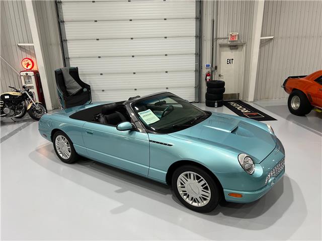 2002 Ford Thunderbird Standard in Watford - Image 23 of 41