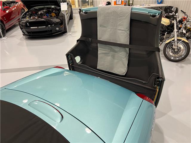 2002 Ford Thunderbird Standard in Watford - Image 40 of 41