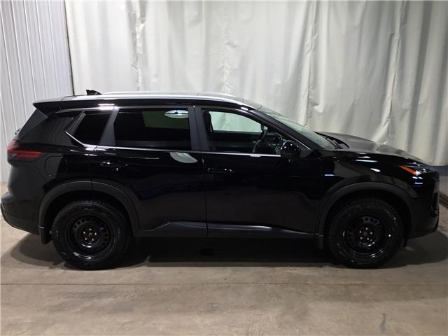 2025 Nissan Rogue SV photo 4