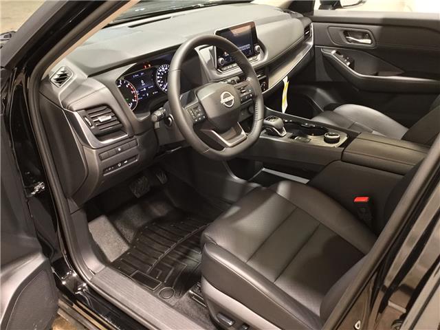 2025 Nissan Rogue SV Moonroof (Stk: N25072) in Sault Ste. Marie - Image 10 of 24